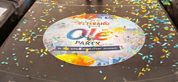 Nahaufnahme OLE PARTY® Bühnenboden Aufkleber