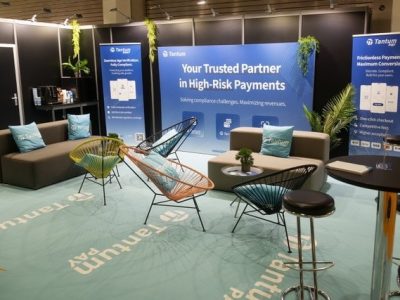 Der Unterschied: Vom Standardgrau zum Design-Boden.